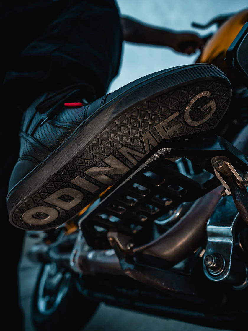 Apex Aero Perforated Motorcycle Shoes - Black - Image 3