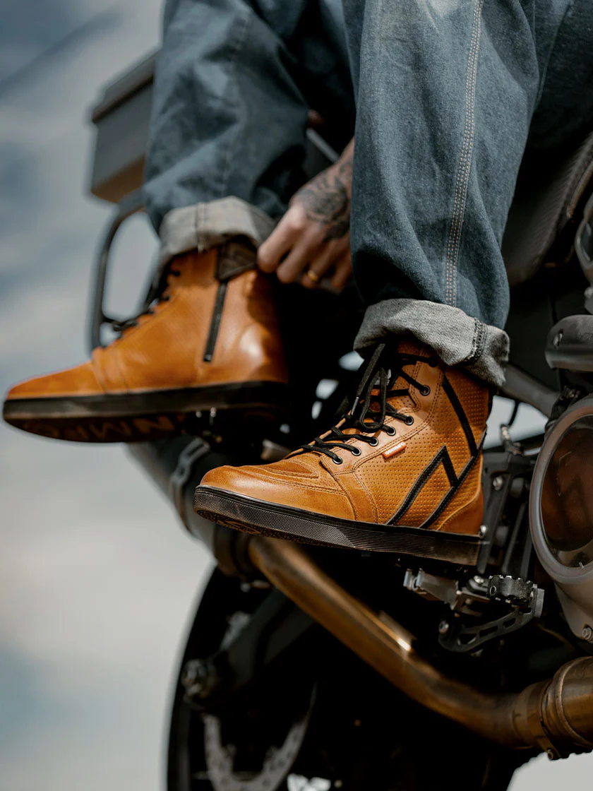 Apex Aero Perforated Motorcycle Shoes - Waxed Brown - Image 6